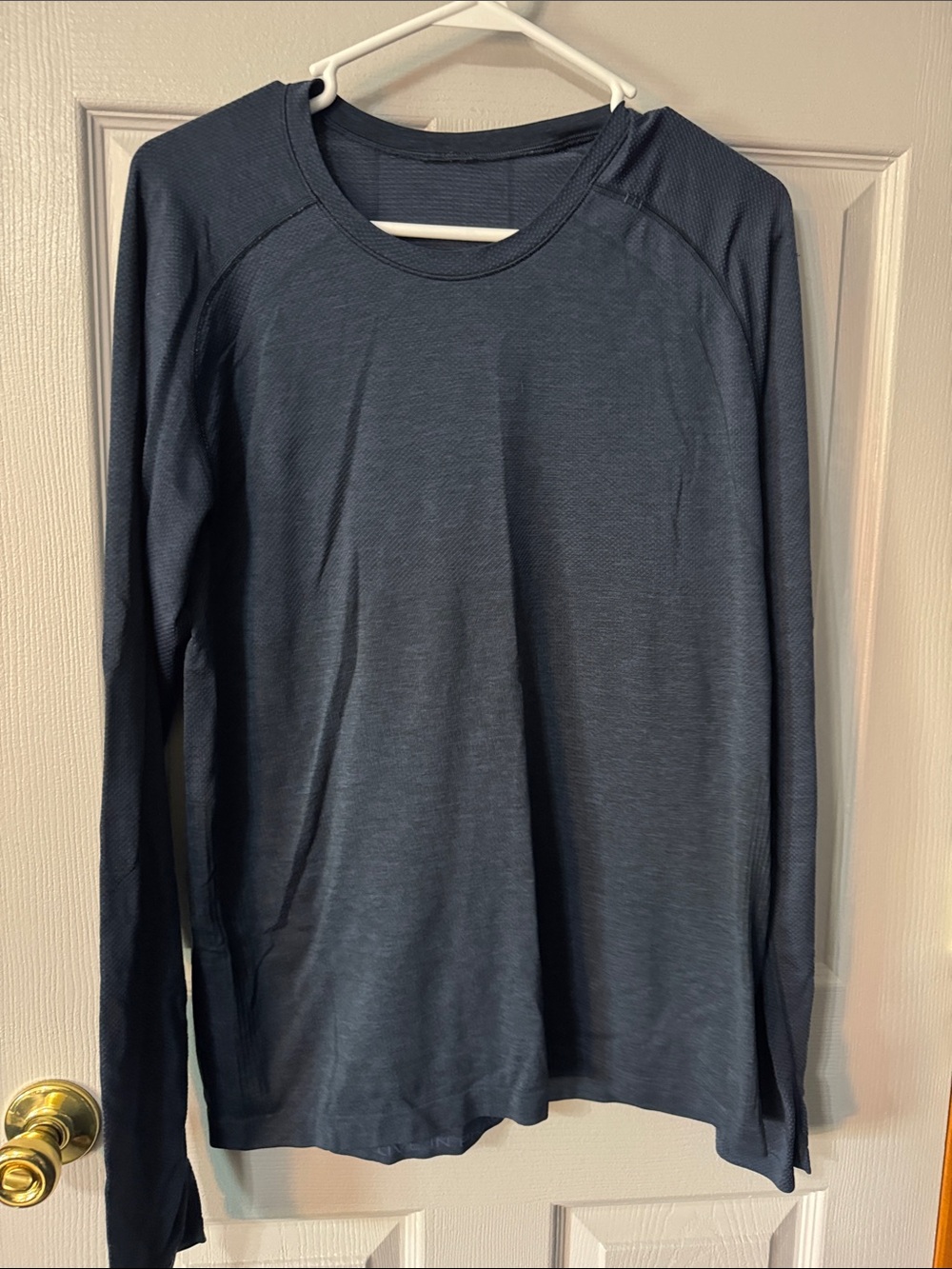 lululemon athletica Men's Long-Sleeve Crew - Dark Blue